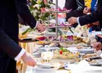 Бюджетное меню для свадьбы: идеи для праздничного стола